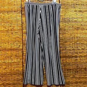 EUC Ruby Road Black and white Striped Pants XL